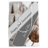 Sac Cadeau Moyen Deuxième anniversaire avec le plante de coton (Dos)