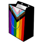 Sac Cadeau Moyen Drapeau de fierté Progress Pride de SlipperyJoe si (Dos Angle)