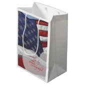 Sac Cadeau Moyen Drapeau du coeur patriotique, appréciation militai (Dos Angle)