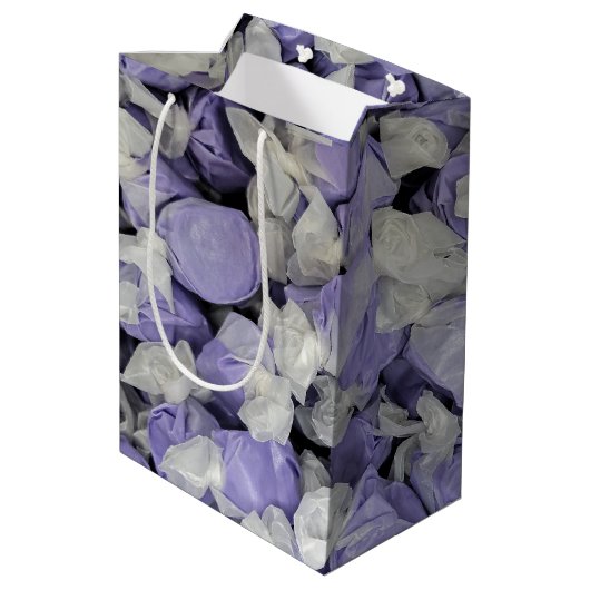 Sac Cadeau Moyen Eau salée violet et blanche Taffy (Dos Angle)
