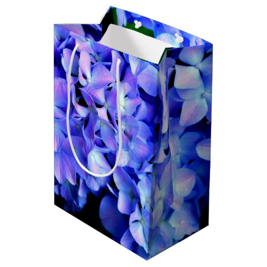 Sac Cadeau Moyen Élégant bleu violet clair magenta hydrangée floral (Dos Angle)