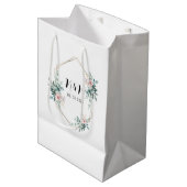 Sac Cadeau Moyen Élégant Mariage de Monogramme Vert Eucalyptus (Devant Angle)