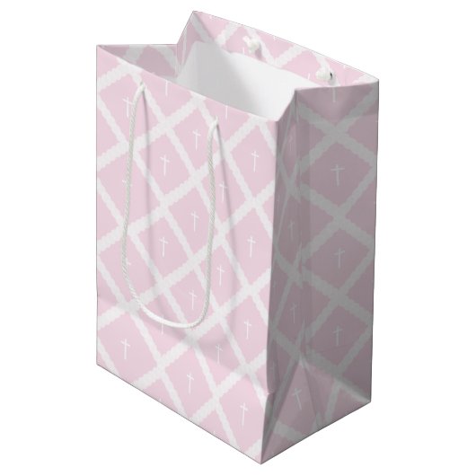 Sac Cadeau Moyen Elégante croix blanche sur le baptême motif rose (Devant Angle)