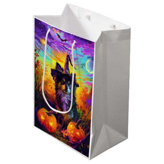 Sac Cadeau Moyen Finlandais Lapphund Chien Halloween sorcière et Ci (Devant Angle)