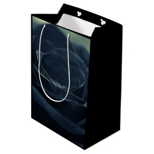 Sac Cadeau Moyen Fleur noire Rose Vibe gothique foncé