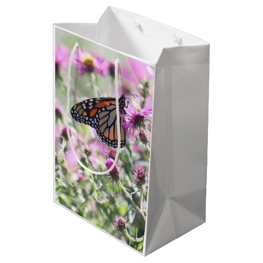 Sac Cadeau Moyen Fleurs de prés papillons et violets (Dos Angle)