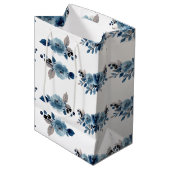 Sac Cadeau Moyen Floral bleu poussiéreux (Devant Angle)