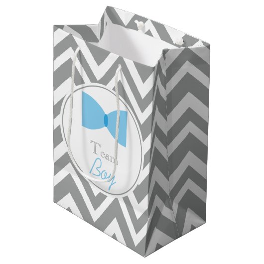 Sac Cadeau Moyen Grey Chevron Genre Reveillez Bow Cravate Équipe Ga (Devant Angle)