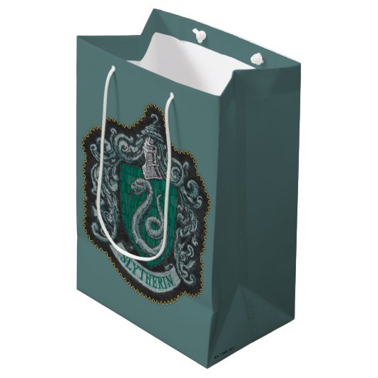 Sac Cadeau Moyen Harry Potter | Retro Mighty Slytherin Crest (Devant Angle)