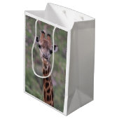 Sac Cadeau Moyen Headshot de girafe (Dos Angle)
