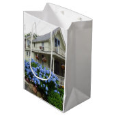 Sac Cadeau Moyen Hydrangeas au coin - Martha's Vineyard (Devant Angle)