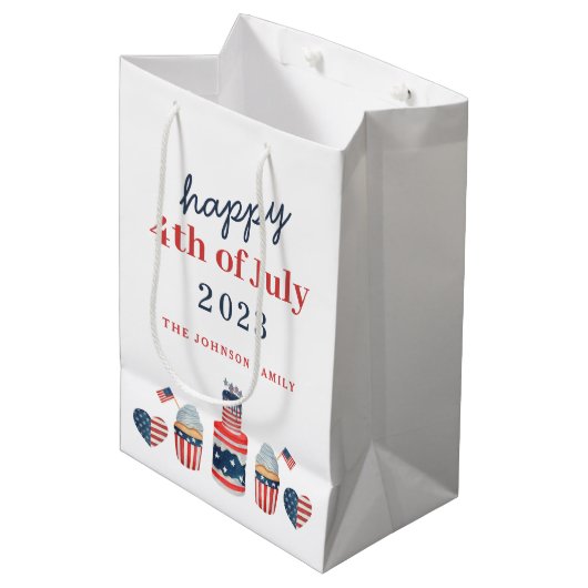 Sac Cadeau Moyen Jolie 4 juillet Rouge Blanc Et Bleu (Devant Angle)