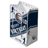 Sac Cadeau Moyen Joueur De Baseball Moderne À Thème Anniversaire (Devant Angle)