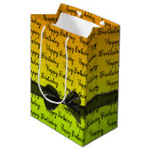 Sac Cadeau Moyen Joyeux Anniversaire Avec Bow Noir (Devant Angle)