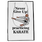 Sac Cadeau Moyen Karate Black Belt n'abandonne jamais les arts mart (Devant)
