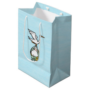 Sac Cadeau Moyen La cigogne porte un bébé garçon bleu
