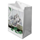 Sac Cadeau Moyen Love Doves (Devant Angle)