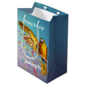 Sac Cadeau Moyen Macaw bleu et jaune lance Confetti (Devant Angle)