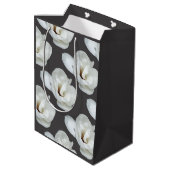 Sac Cadeau Moyen Magnolia sur gris foncé (Dos Angle)