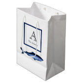 Sac Cadeau Moyen Marine côtière personnalisée requin bleu blanc (Devant Angle)