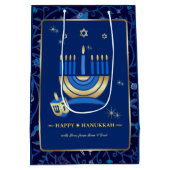 Sac Cadeau Moyen Menorah & Dreidels | Nom personnalisé Hanoukka (Dos)
