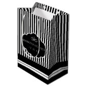 Sac Cadeau Moyen Merci Groomsman Stripes White Bow Cravate et nom (Dos Angle)