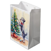 Sac Cadeau Moyen Miniature Schnauzer Decorating Christmas Tree Dog (Dos Angle)