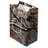 Sac Cadeau Moyen Motif de la chasse au camouflage 8 (Devant Angle)