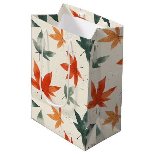 Sac Cadeau Moyen Motif Feuilles d'automne (Devant Angle)