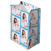 Sac Cadeau Moyen Motif photo unique personnalisé (Devant Angle)