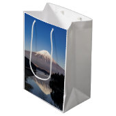 Sac Cadeau Moyen Mt Fuji Lake Reflection (Devant Angle)