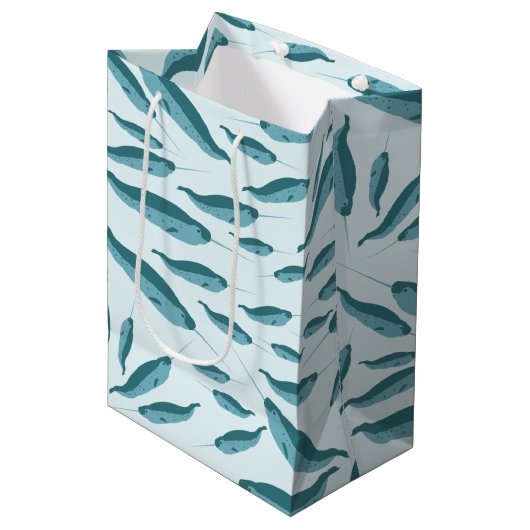 Sac Cadeau Moyen Narwhal dans le Motif de l'océan bleu (Devant Angle)