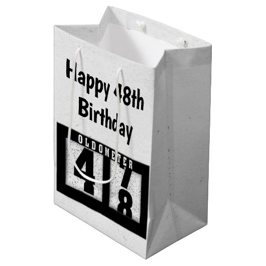 Sac Cadeau Moyen Odomètre noir du 48e anniversaire (Devant Angle)