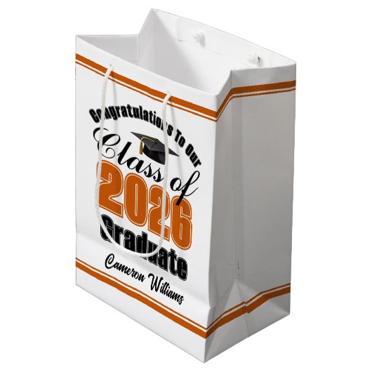 Sac Cadeau Moyen Personalized Orange Class of 2026 Graduation (Devant Angle)
