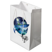 Sac Cadeau Moyen Phare À L'Arrière D'Une Baleine (Devant Angle)