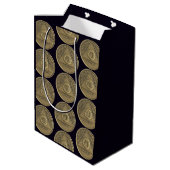 Sac Cadeau Moyen Pièce commémorative 7 ans AA (Dos Angle)