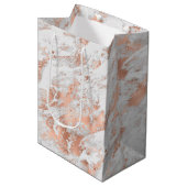 Sac Cadeau Moyen Pretty Rose Gold White Glitzy Marble (Devant Angle)