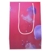 Sac Cadeau Moyen Quirky Jellyfish in the Pink Water (Dos)