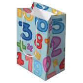 Sac Cadeau Moyen Retour aux chiffres scolaires en bleu clair arrièr (Devant Angle)