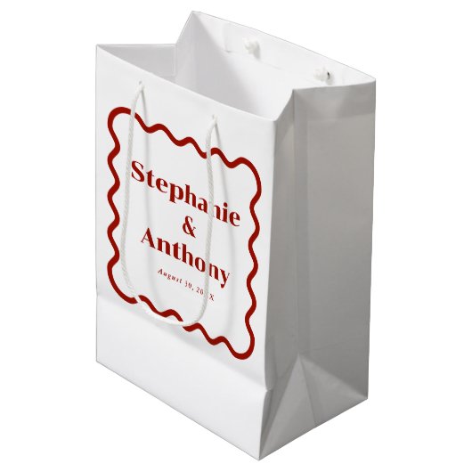 Sac Cadeau Moyen Retro 1950s Wavy Edge Mariage rouge foncé (Devant Angle)