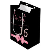 Sac Cadeau Moyen Rose moderne élégant chic doux chic 16 (Devant Angle)