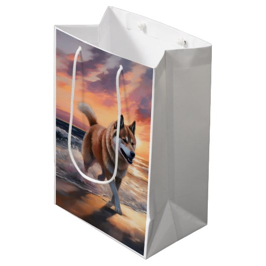 Sac Cadeau Moyen Sandy Paws Akita Chien sur le coucher du soleil de (Devant Angle)