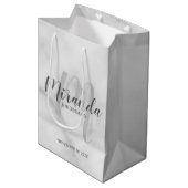 Sac Cadeau Moyen Script moderne Marbre blanc de servante d'accueil (Devant Angle)