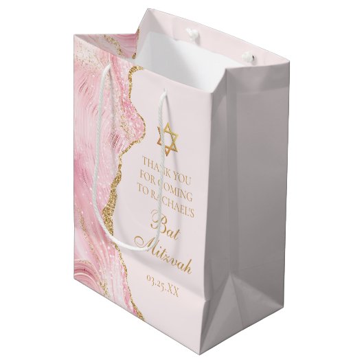 Sac Cadeau Moyen Soirée personnalisée Bat mitzvah d'âge rose (Devant Angle)