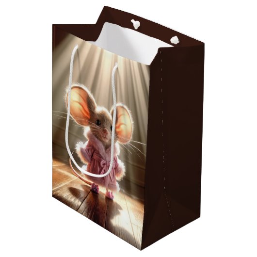 Sac Cadeau Moyen Souris d'anniversaire portant une robe rose et des (Devant Angle)