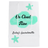 Sac Cadeau Moyen Sur un nuage neuf nuages pastel vert étoile bachel (Dos)