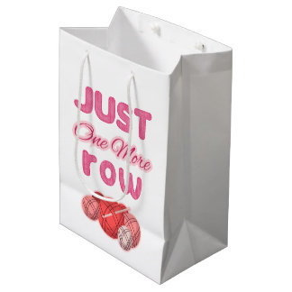Sac Cadeau Moyen Tricot Rose Juste Une Rangée De Plus