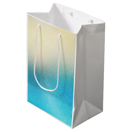 Sac Cadeau Moyen Turquoise Chic Blanc Bleu Aqua (Devant Angle)