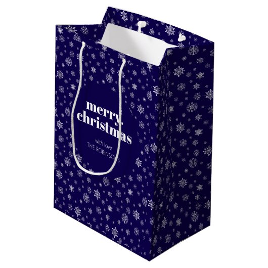 Sac Cadeau Moyen White Navy Blue Joyeux Noël Snowflake Motif (Dos Angle)