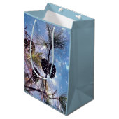 Sac Cadeau Moyen Winter Pine Cones (Devant Angle)